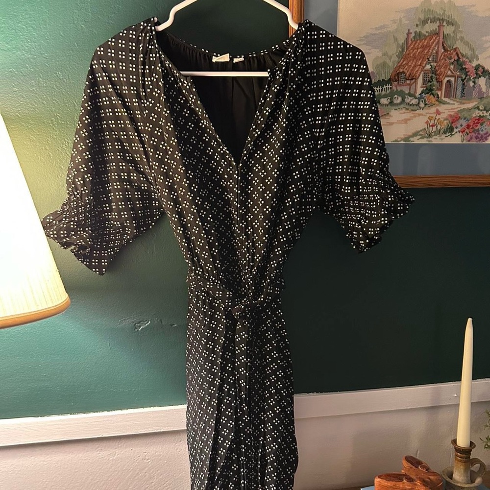 GAP Black and White Patterned Quarter Length Dress